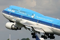KLM Royal Dutch Airlines B 747-406SCD (PH-BFC) - Inflight200