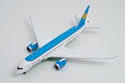 Обзор модели самолёта Boeing 787-8 Uzbekistan Airways UK-78701 от JC Wings 1:400 XX4711