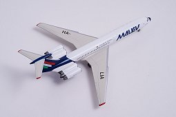 Масштабная модель самолета Ил-62 в масштабе 1:400 в окраске авиакомпании MALEV