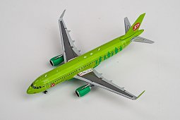 JC Wings: Airbus A320 S7 Airlines в масштабе 1:400