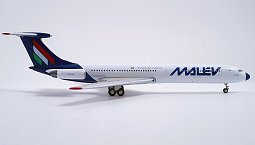 Модель самолета Ил-62 авиакомпании MALEV в масштабе 1:400