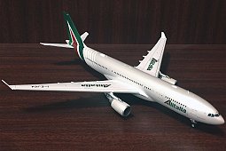 JC Wings 1:200, Airbus A-330-200 "Alitalia" I-EJGA